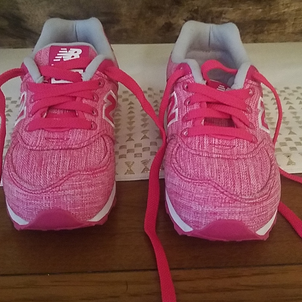 Toddler New Balance tennis shoes